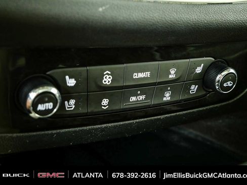 Used 2020 Buick Enclave Premium w/ Sun and Sites Package FWD image 16