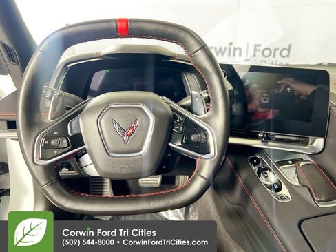 Used 2023 Chevrolet Corvette Stingray Coupe w/ Z51 Performance Package image 23