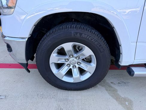 Used 2022 RAM 1500 Laramie AWD/4WD image 32