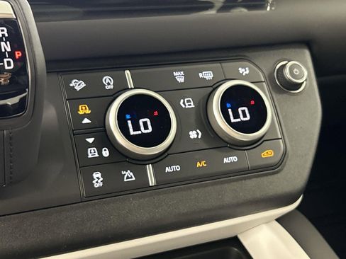 New 2025 Land Rover Defender 130 S image 15