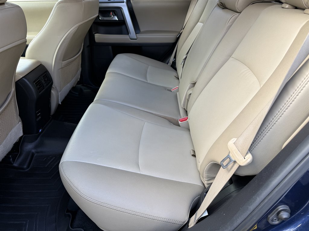 Used 2018 Toyota 4Runner SR5 Premium AWD/4WD image 22