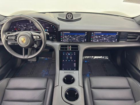 Used 2022 Porsche Taycan 4S image 13