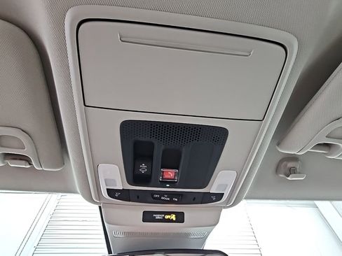 New 2025 Honda Accord SE image 19