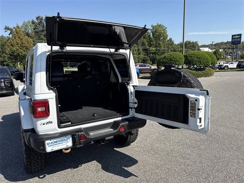 Used 2022 Jeep Wrangler Unlimited Rubicon w/ Trailer Tow Package image 34
