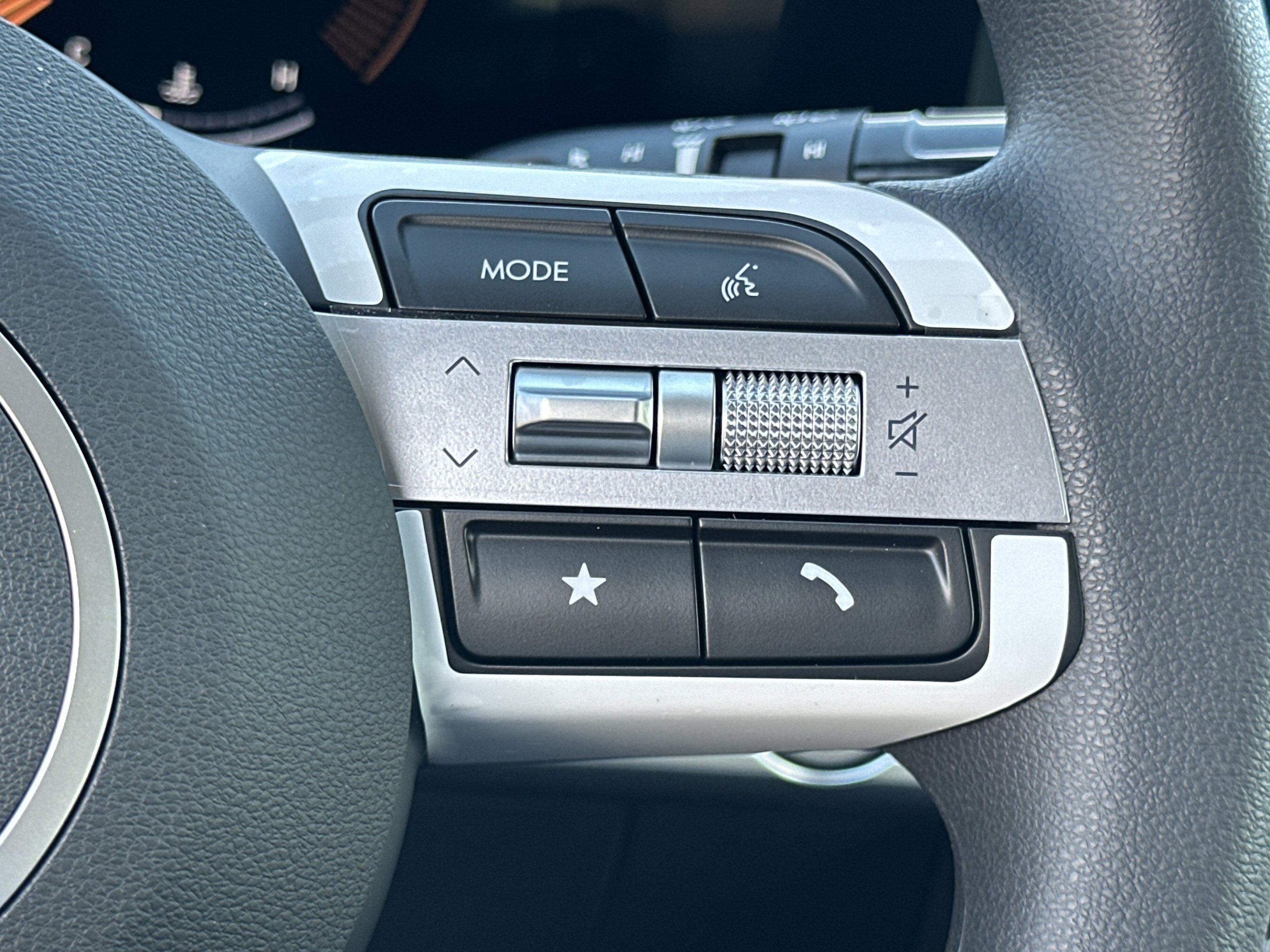 New 2026 Hyundai Tucson SEL FWD image 14