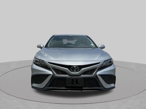 Used 2024 Toyota Camry SE w/ Cold Weather Package FWD image 15