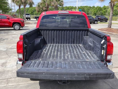 Used 2023 Toyota Tacoma SR5 RWD image 27