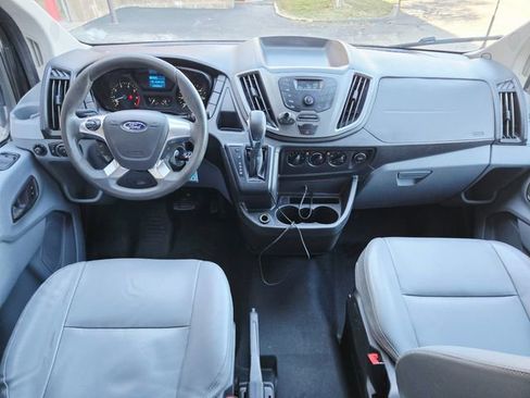 Used 2017 Ford Transit 150 XL image 10