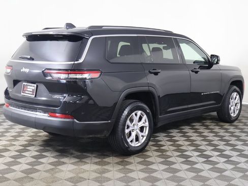 Used 2022 Jeep Grand Cherokee L Limited AWD/4WD image 12
