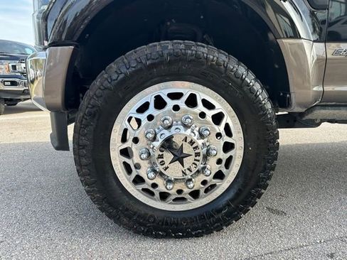 Certified 2022 Ford F450 Lariat w/ Lariat Value Package image 31