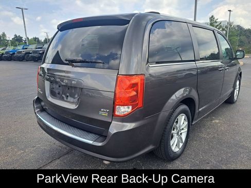 Used 2019 Dodge Grand Caravan SXT FWD image 4