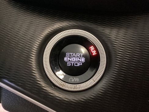 Used 2024 Jeep Grand Cherokee Altitude image 26