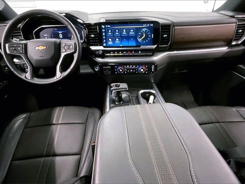 Used 2024 Chevrolet Silverado 1500 High Country w/ High Country Premium Package image 15