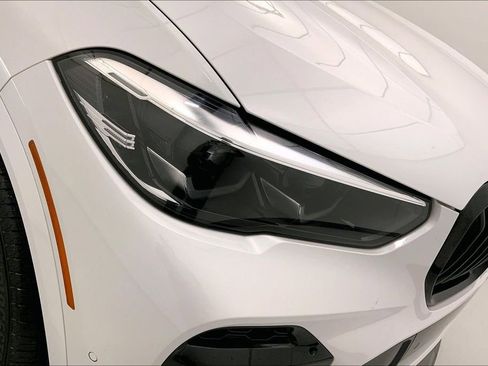 Certified 2022 BMW X5 xDrive40i w/ M Sport Package image 27