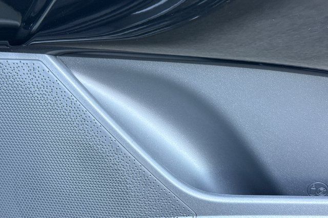 New 2026 Kia Niro EX FWD image 22