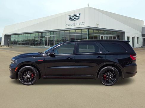 Used 2023 Dodge Durango R/T RWD image 3