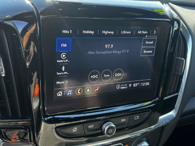 Used 2023 Chevrolet Traverse RS AWD/4WD image 28