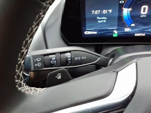Used 2026 Chevrolet Equinox EV LT w/ Comfort Package FWD image 35