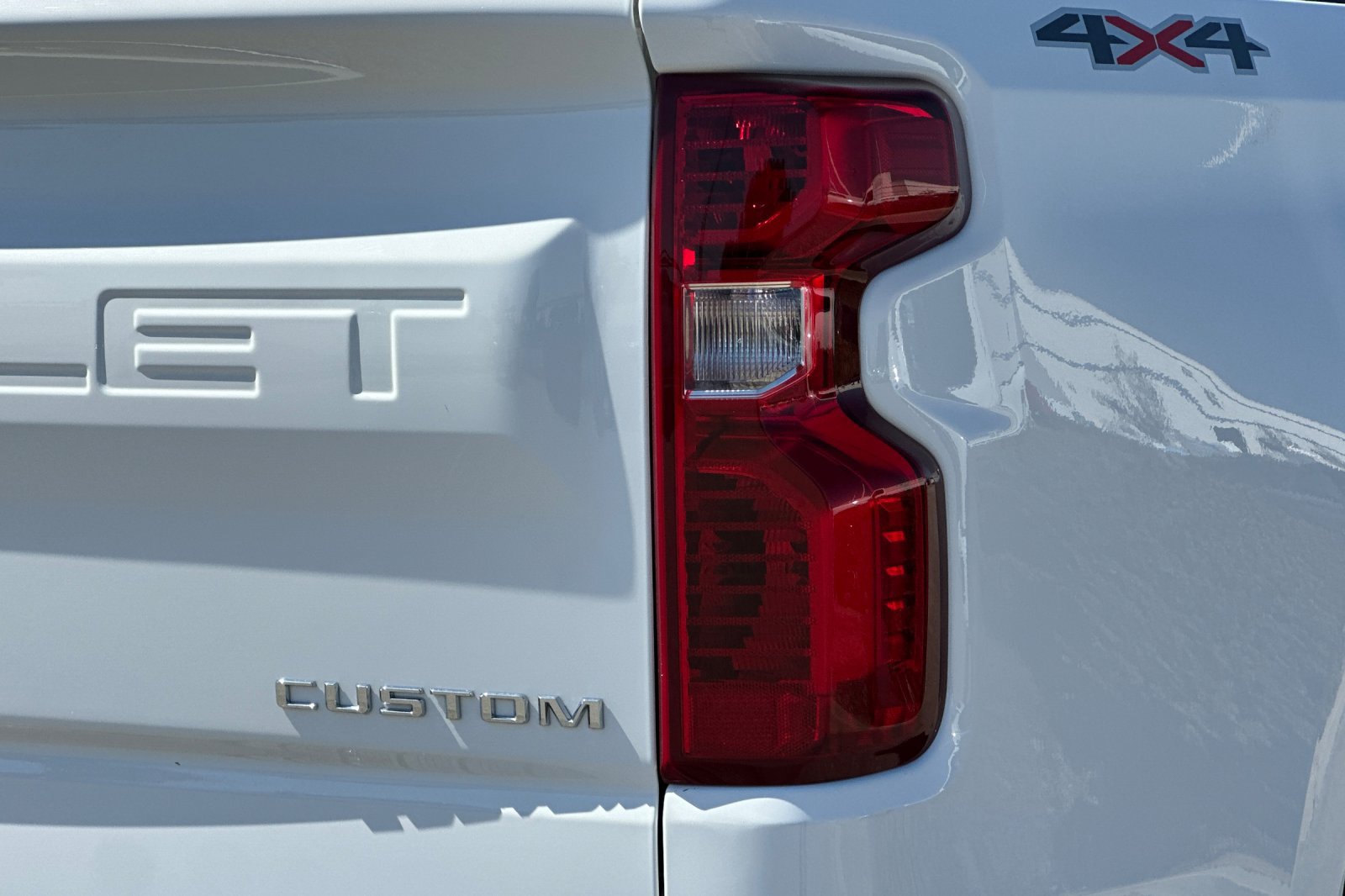 Used 2026 Chevrolet Silverado 1500 Custom AWD/4WD image 32