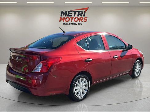 Used 2018 Nissan Versa S Plus image 5