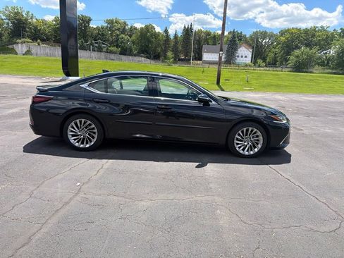 Used 2022 Lexus ES 350 Ultra Luxury w/ Accessory Package 2 FWD image 25