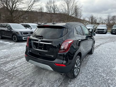 Used 2022 Buick Encore Preferred w/ Safety Package image 5