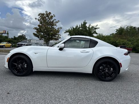Used 2022 MAZDA MX-5 Miata RF Grand Touring RWD image 11