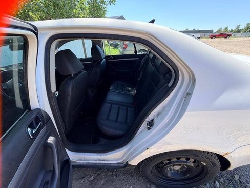 Used 2009 Volkswagen Jetta SE FWD image 22