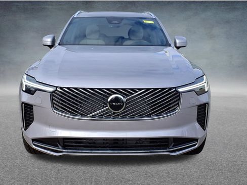 New 2026 Volvo XC90 B5 Core AWD/4WD image 2
