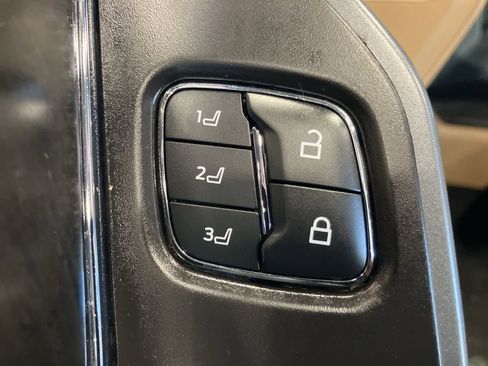 Used 2021 Ford F150 Lariat w/ Equipment Group 502A High image 15