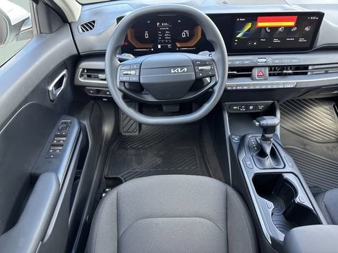 New 2026 Kia K4 FWD image 15