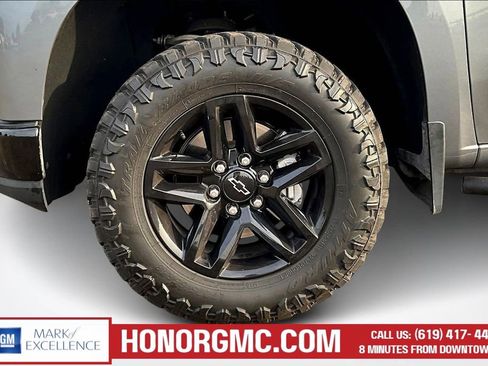 Used 2019 Chevrolet Silverado 1500 LT Trail Boss w/ Convenience Package image 33