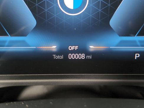 Used 2026 BMW 330i Sedan w/ Convenience Package image 17