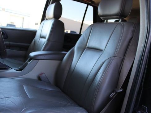 Used 2003 Chevrolet TrailBlazer LT w/ Preferred Equipment Group image 16