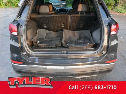 Used 2023 Chevrolet Equinox RS w/ RS Leather Package AWD/4WD image 14