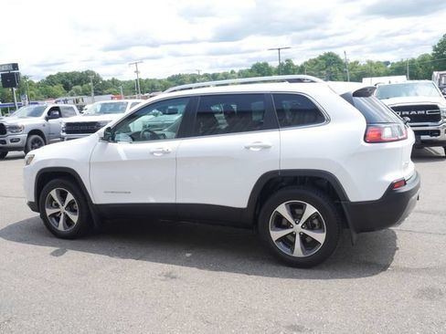 Used 2021 Jeep Cherokee Limited w/ Elite Package AWD/4WD image 9