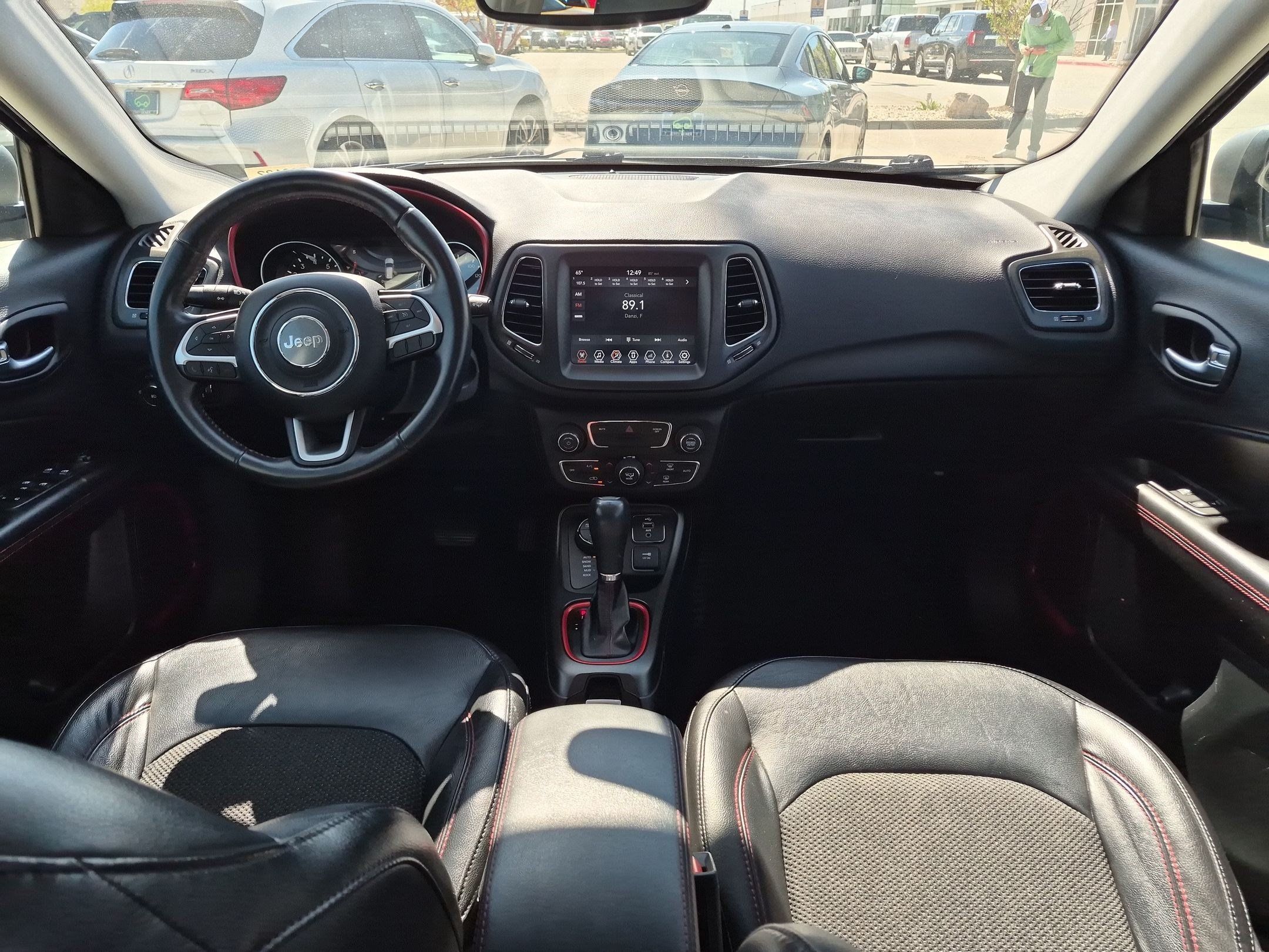 Used 2018 Jeep Compass Trailhawk AWD/4WD image 27