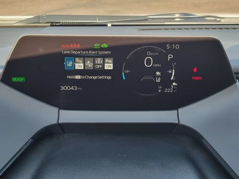 Used 2026 Toyota Prius Plug-In Hybrid FWD image 9