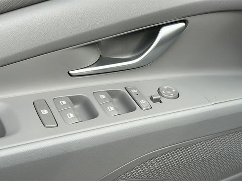New 2026 Hyundai Elantra SEL Sport Premium FWD image 9