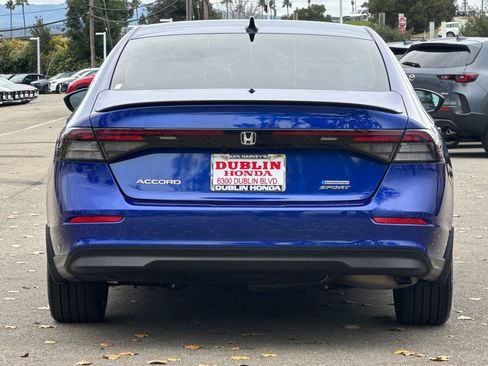 Used 2024 Honda Accord Sport image 5