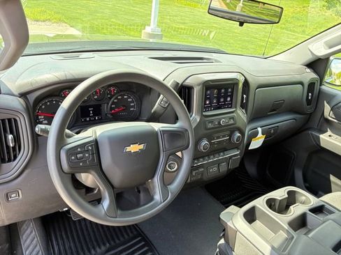 New 2026 Chevrolet Silverado 1500 W/T AWD/4WD image 16