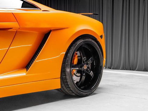 Used 2005 Lamborghini Gallardo AWD/4WD image 31