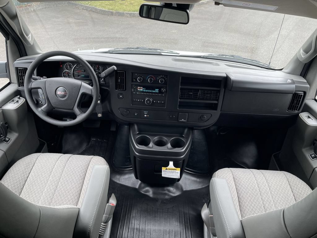 New 2026 GMC Savana 3500 w/ Driver Convenience Package RWD image 18
