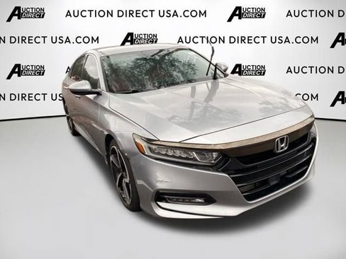 Used 2018 Honda Accord Sport image 5