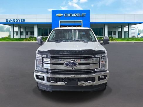 Used 2018 Ford F250 Lariat w/ Lariat Ultimate Package AWD/4WD image 2
