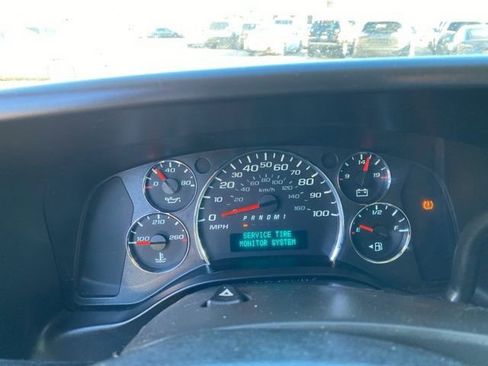 Used 2015 GMC Savana 2500 image 23