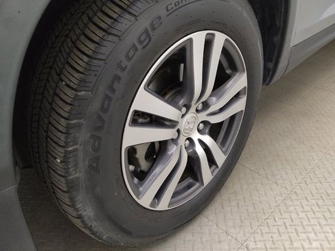 Used 2017 Honda Pilot EX image 31