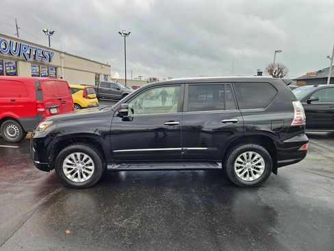 Used 2015 Lexus GX 460 image 2