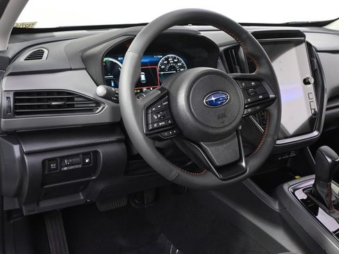 Used 2026 Subaru Crosstrek 2.5i Limited AWD/4WD image 11