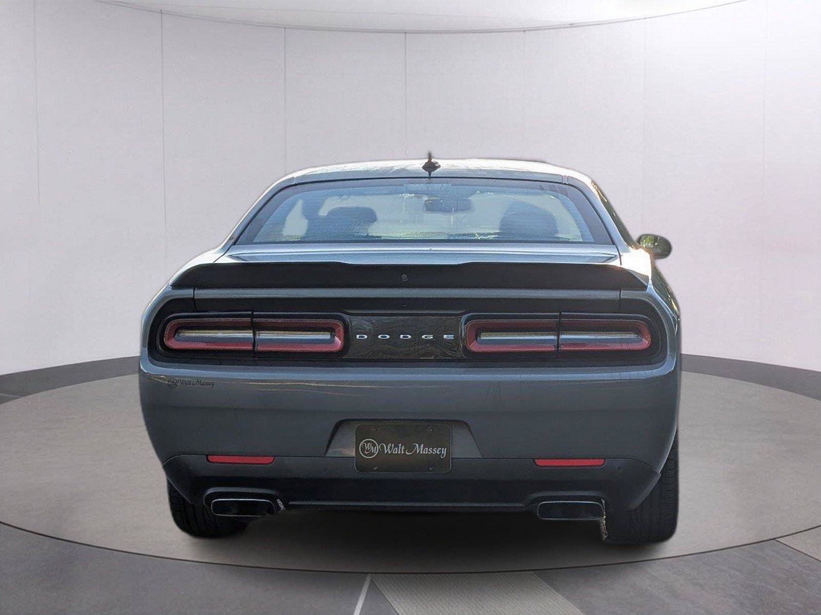Used 2023 Dodge Challenger R/T RWD image 4